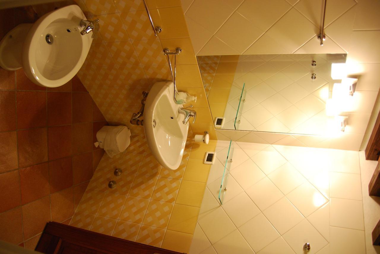 Agriturismo Ragoncino Lajatico Habitación foto